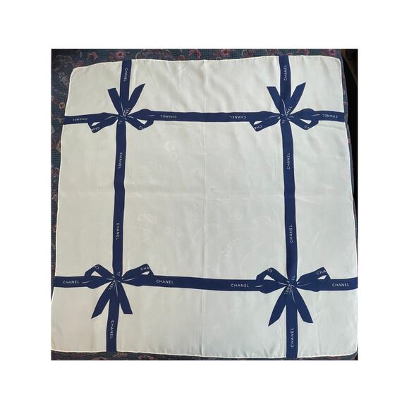 CHANEL Silk Cream Scarf with Navy Blue Ribbon Print EUC - Picture 2 of 6